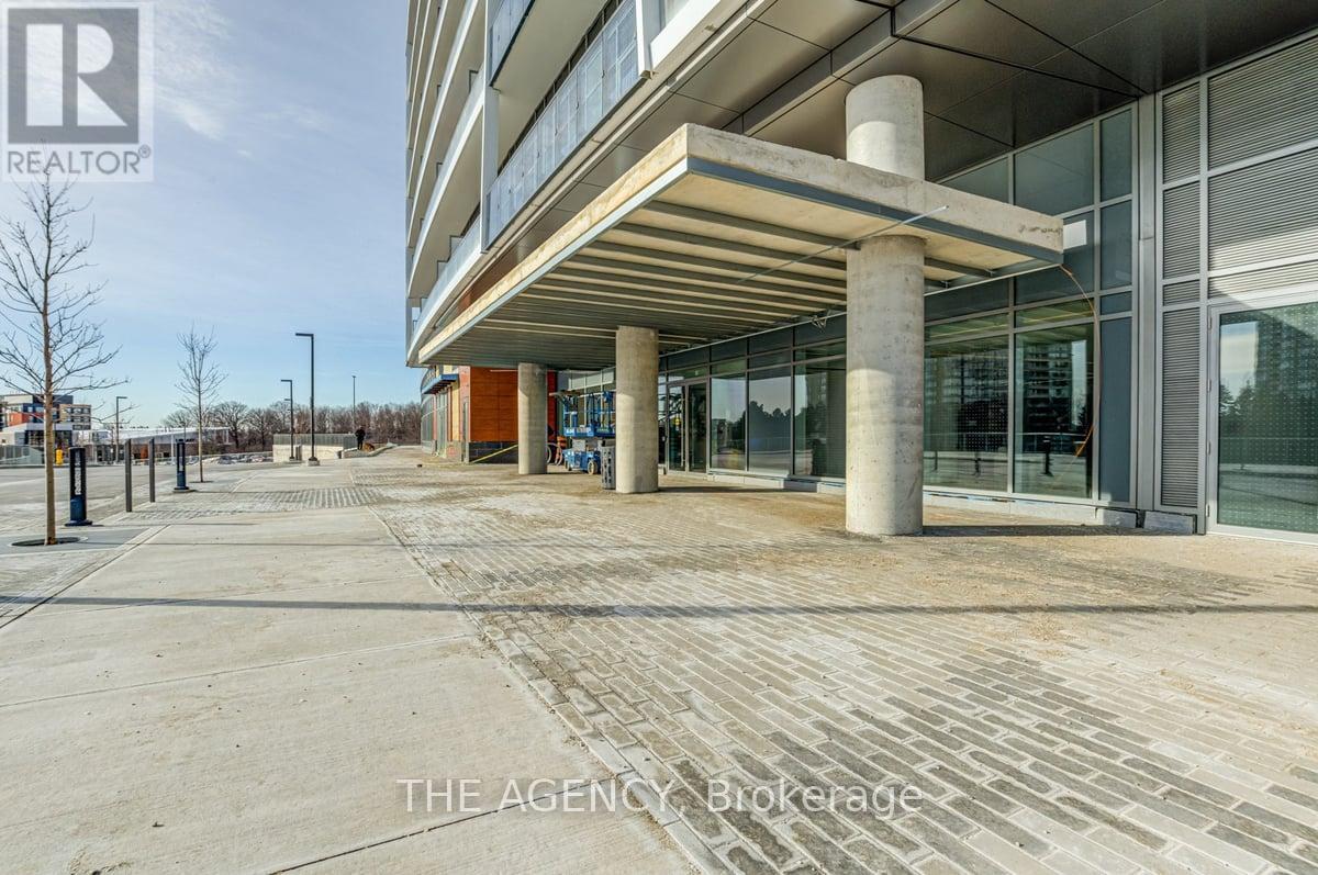 1108 - 30 Upper Mall Way, Vaughan, Ontario  L4J 0L7 - Photo 3 - N13690746