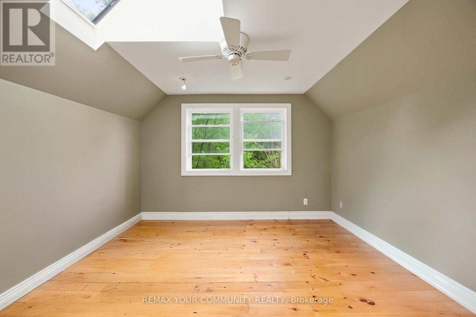 386 Bear Road, Georgina Islands, Ontario  L0E 1R0 - Photo 38 - N13690844