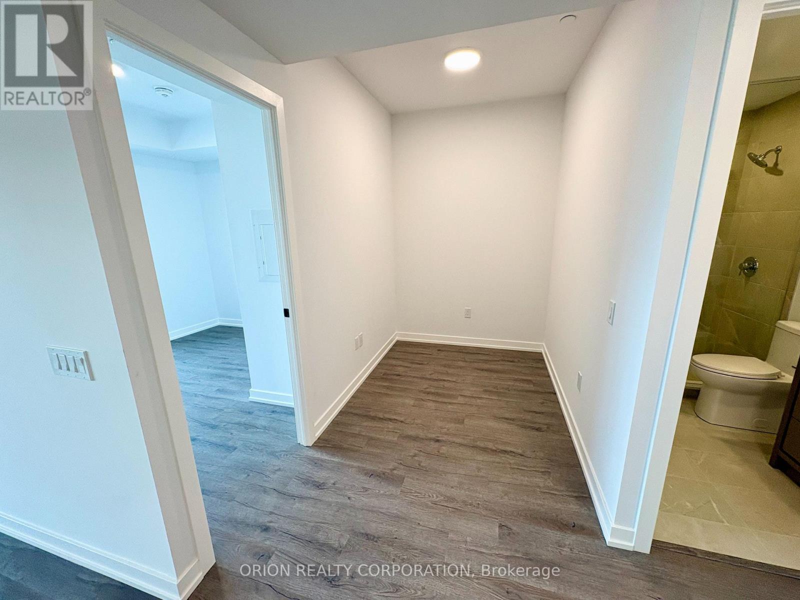 208 - 5 Meadowdale Road, Vaughan, Ontario  L4K 0C7 - Photo 7 - N13690888