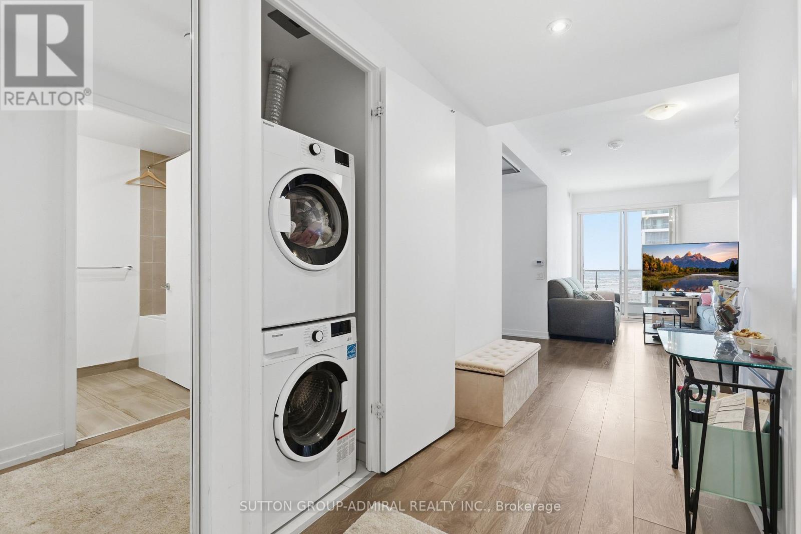 3901 - 5 Buttermill Avenue, Vaughan, Ontario  L4K 0J5 - Photo 11 - N13690908