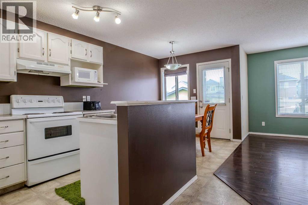 161 Saddlecrest Close NE, Calgary, Alberta  T3J 5B6 - Photo 7 - A2306037