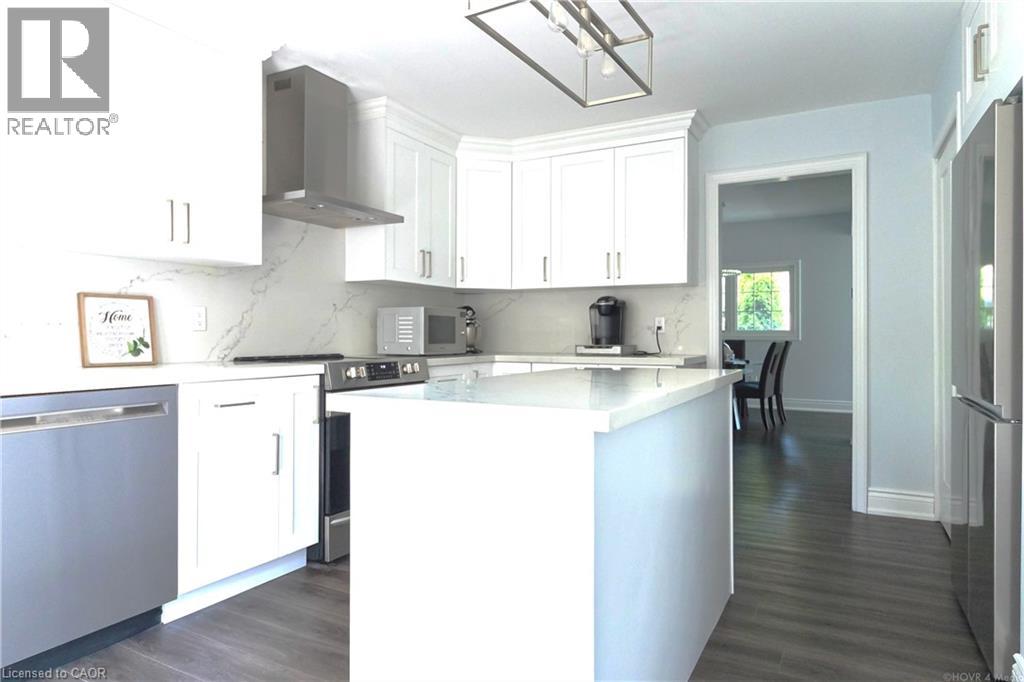 2390 Sinclair Circle, Burlington, Ontario  L7P 3C3 - Photo 23 - 40839736