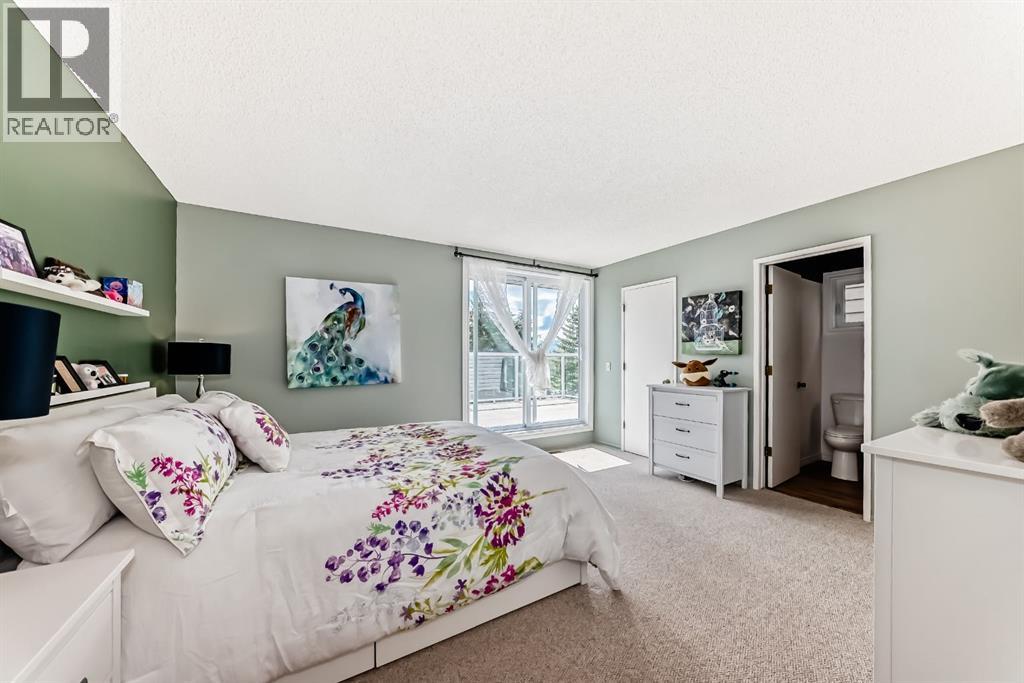 15 Hawkcliff Way NW, Calgary, Alberta  T3G 2R8 - Photo 24 - A2320859