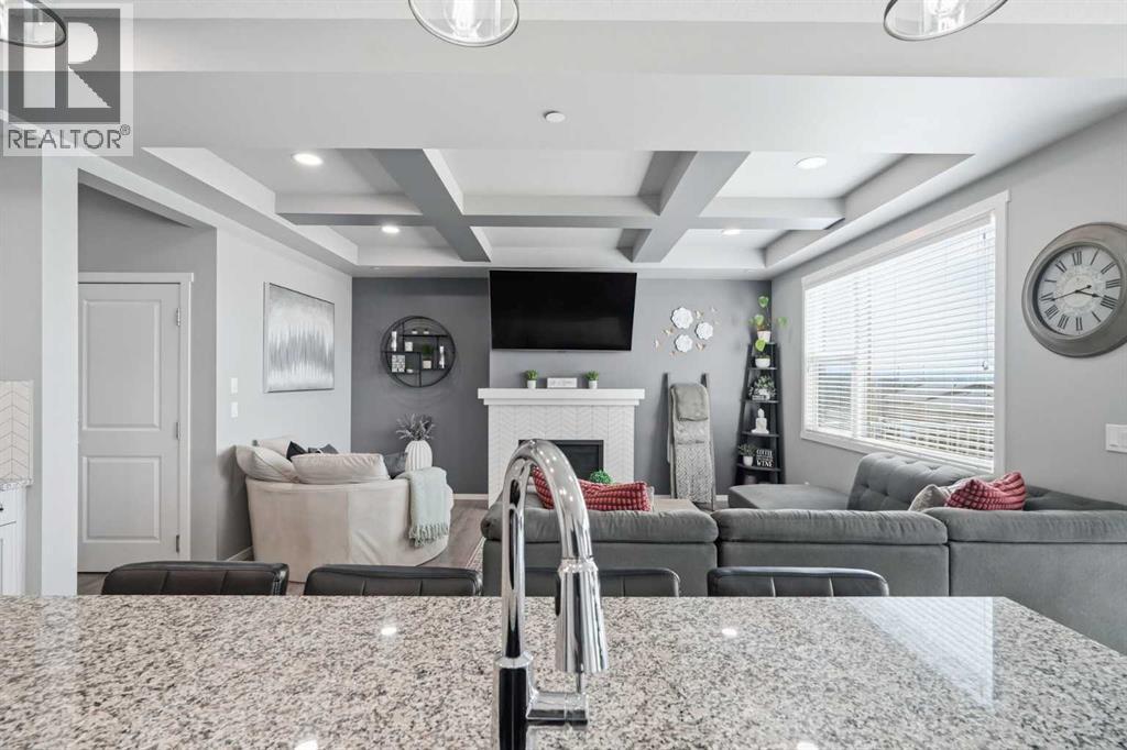 206 Lucas Crescent NW, Calgary, Alberta  T3P 1M8 - Photo 9 - A2329277