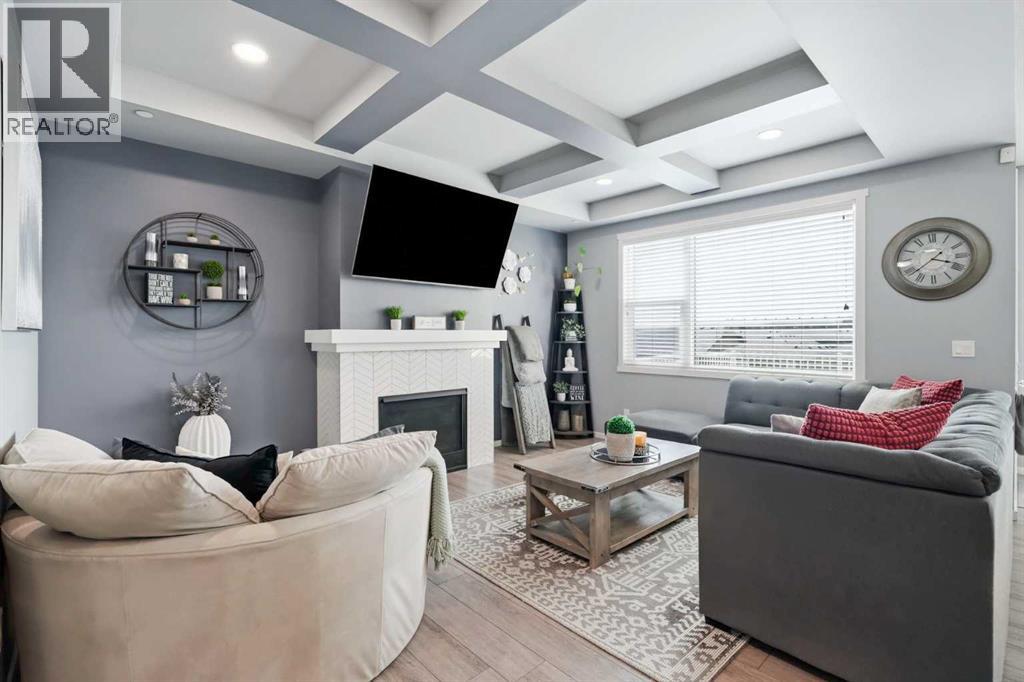 206 Lucas Crescent NW, Calgary, Alberta  T3P 1M8 - Photo 6 - A2329277