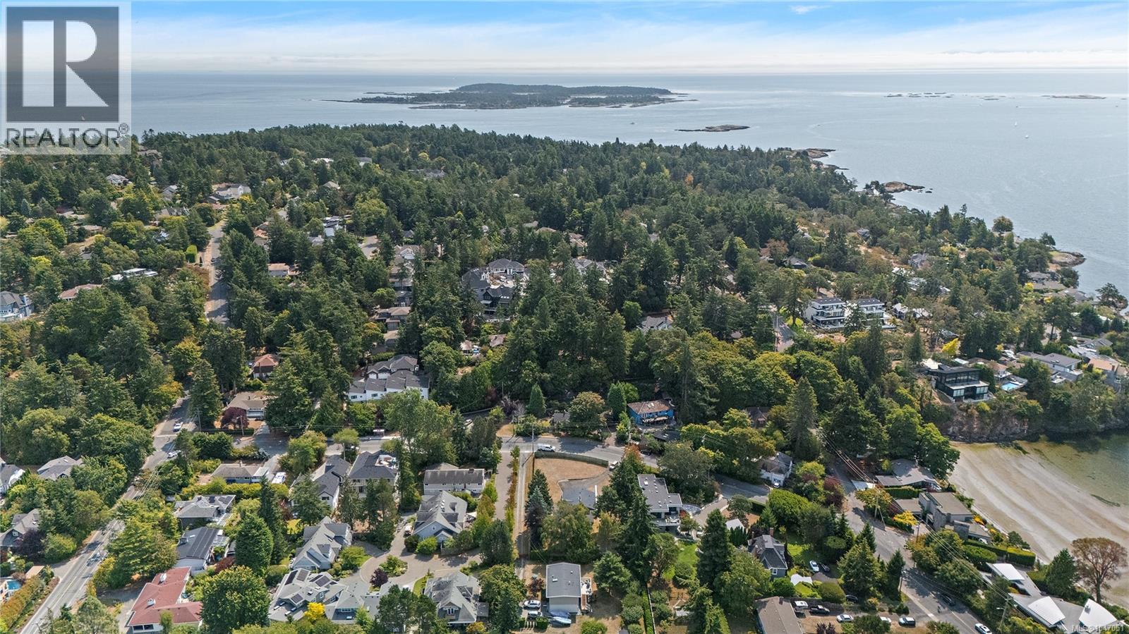 3934 Telegraph Bay Rd, Saanich, British Columbia  V8N 4H7 - Photo 7 - 1047051