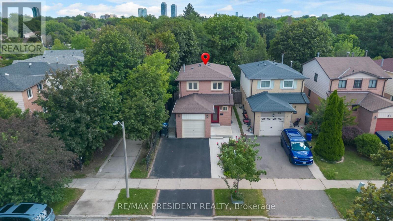91 Martindale Crescent, Brampton, Ontario  L6X 2T8 - Photo 3 - W13690622