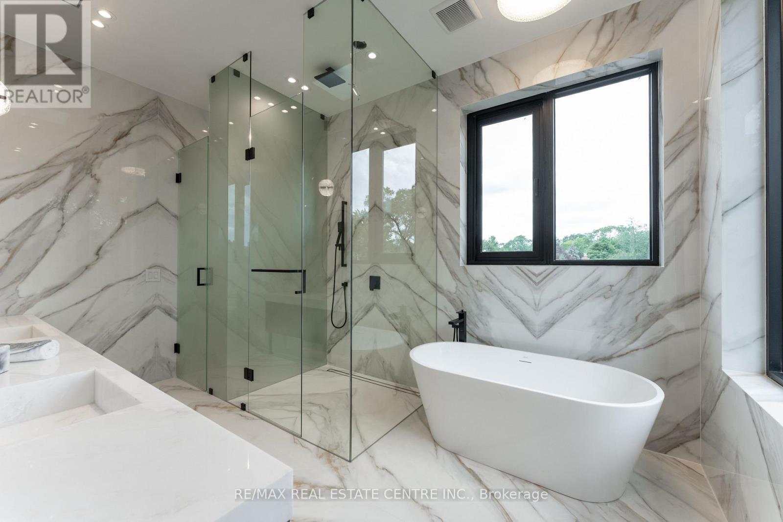 491 Fourth Line, Oakville, Ontario  L6L 5A8 - Photo 23 - W13690642