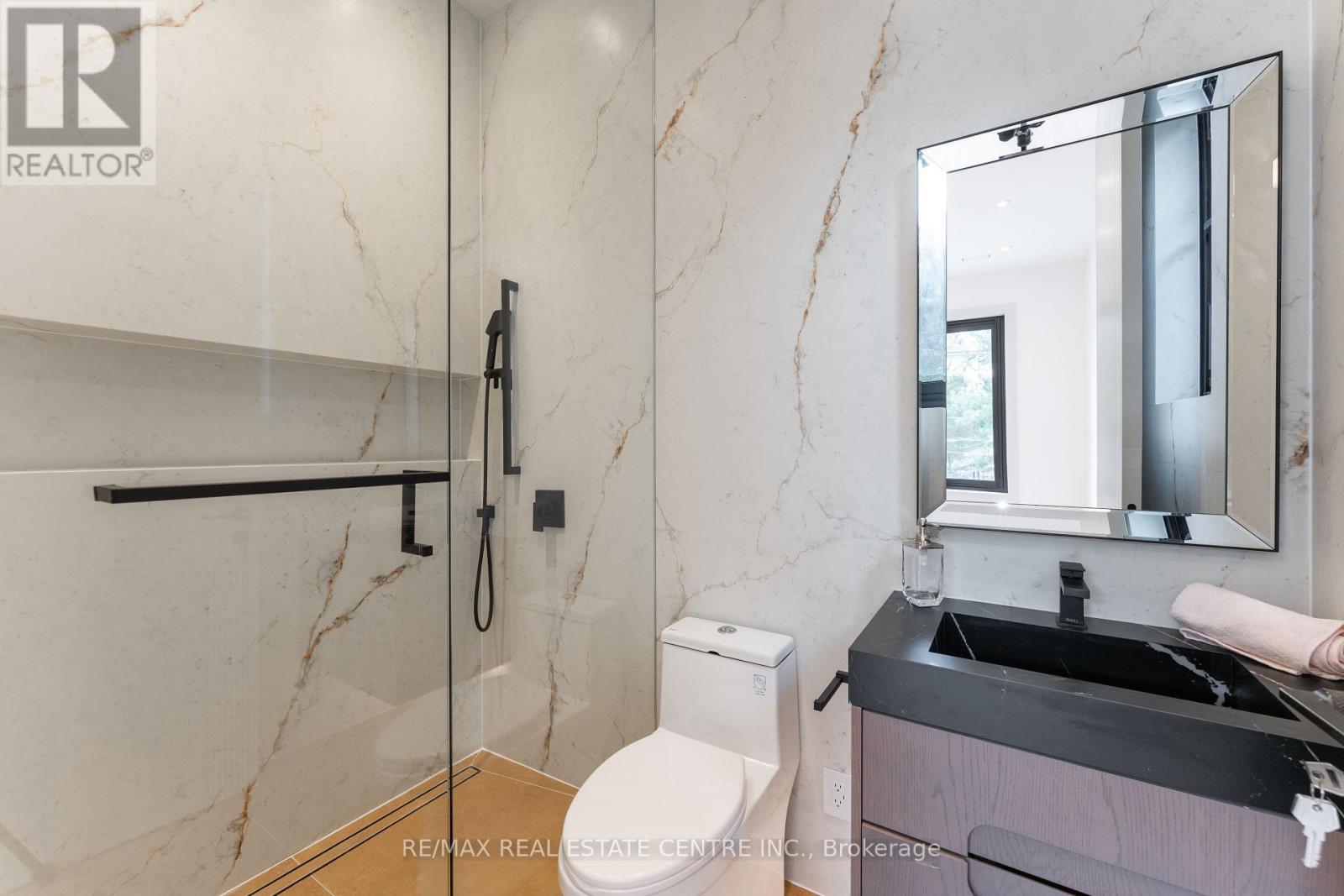 491 Fourth Line, Oakville, Ontario  L6L 5A8 - Photo 28 - W13690642