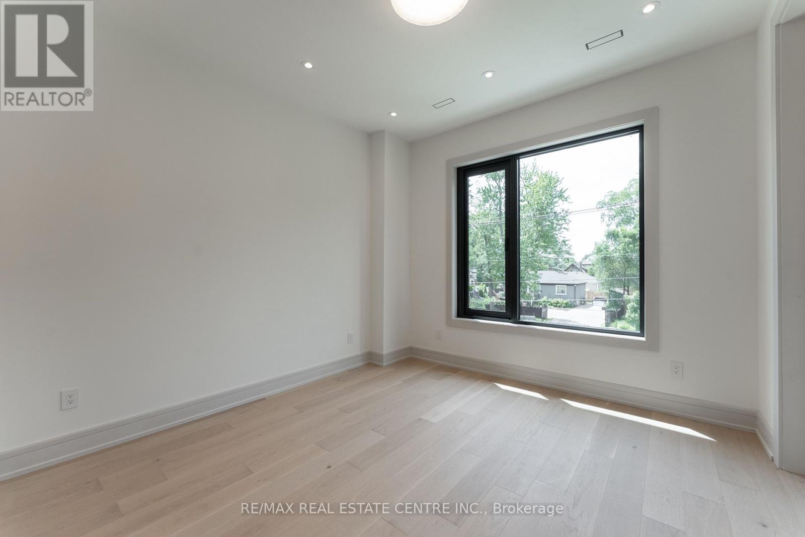 491 Fourth Line, Oakville, Ontario  L6L 5A8 - Photo 30 - W13690642