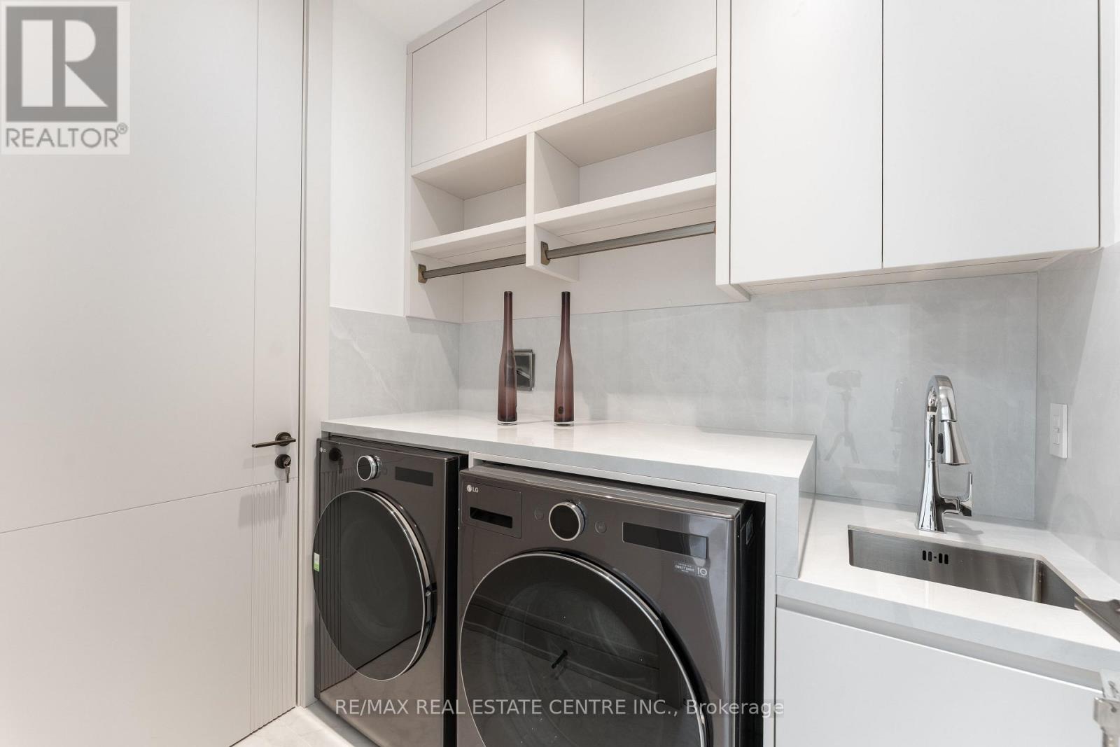 491 Fourth Line, Oakville, Ontario  L6L 5A8 - Photo 35 - W13690642