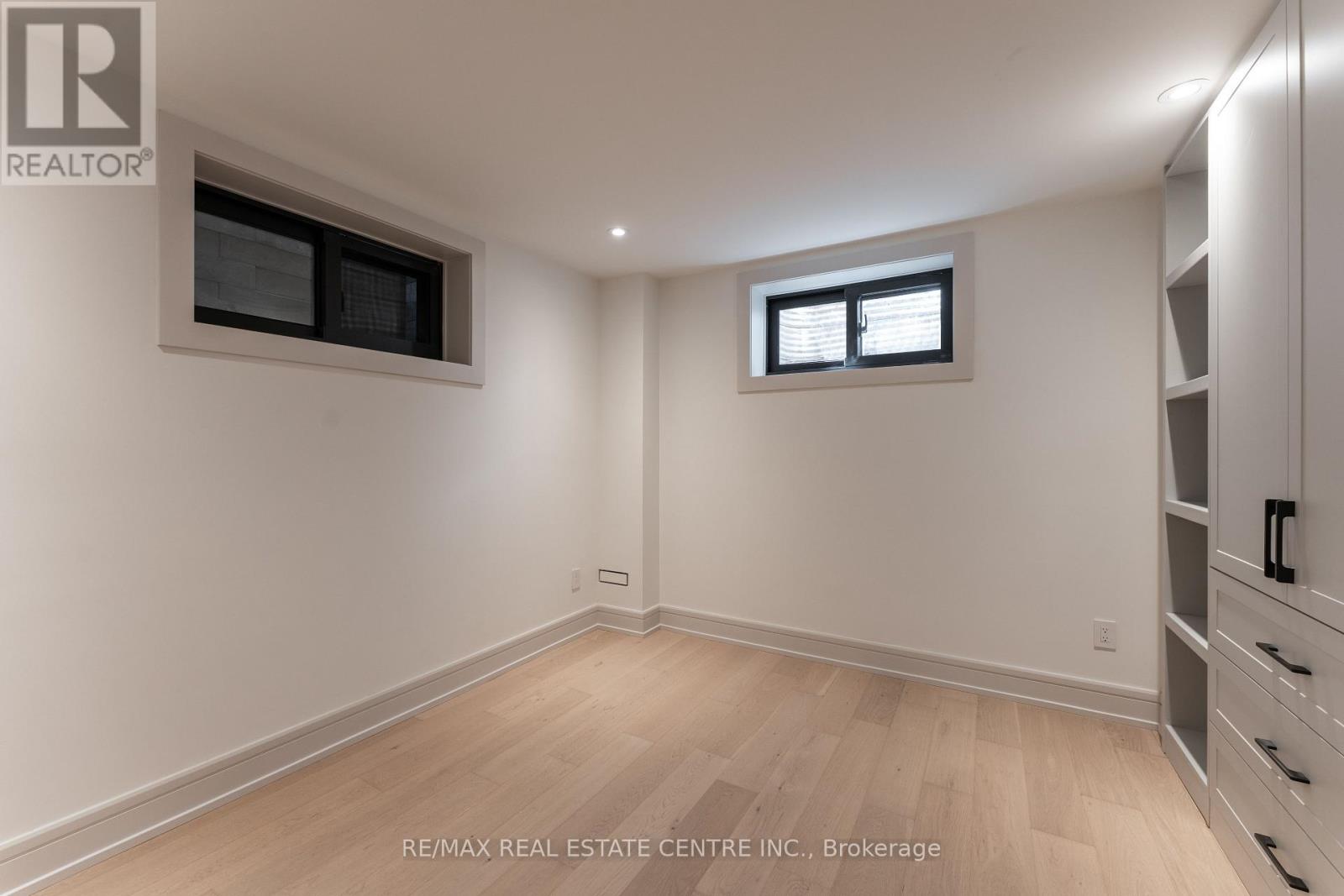 491 Fourth Line, Oakville, Ontario  L6L 5A8 - Photo 46 - W13690642