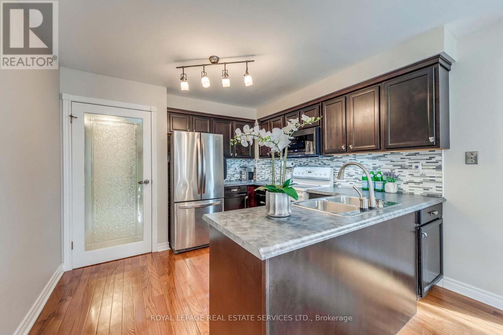 3390 Chartrand Crescent, Mississauga, Ontario  L5L 4C4 - Photo 19 - W13690656
