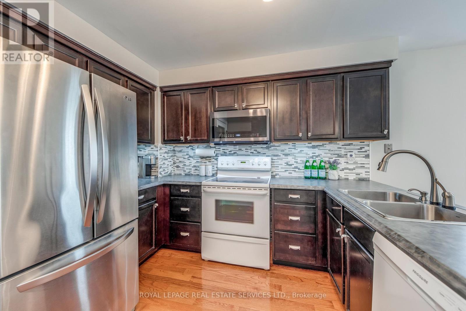 3390 Chartrand Crescent, Mississauga, Ontario  L5L 4C4 - Photo 22 - W13690656