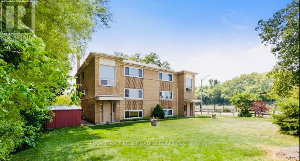 2 - 50 Peter Street, Mississauga, Ontario  L5H 2G8 - Photo 17 - W13690674