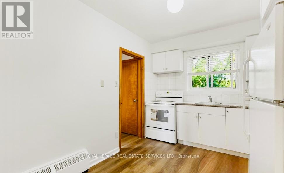 2 - 50 Peter Street, Mississauga, Ontario  L5H 2G8 - Photo 9 - W13690674