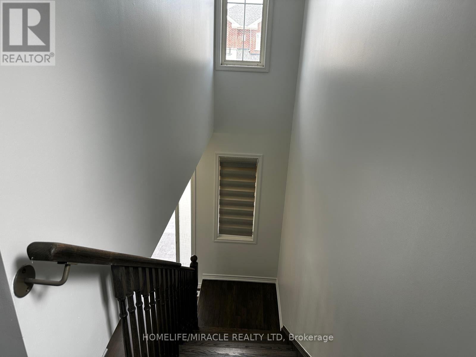 Upper - 147 Yates Drive, Milton, Ontario  L9E 1S7 - Photo 16 - W13690682