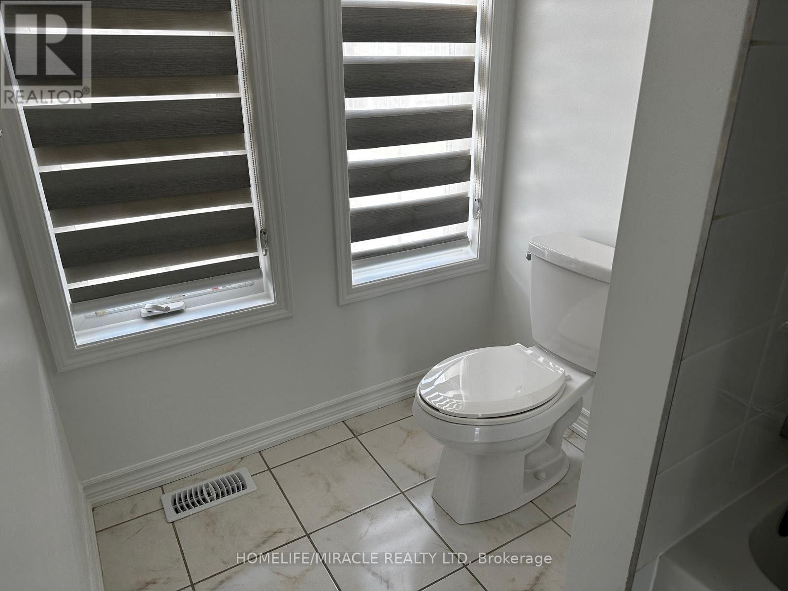 Upper - 147 Yates Drive, Milton, Ontario  L9E 1S7 - Photo 25 - W13690682