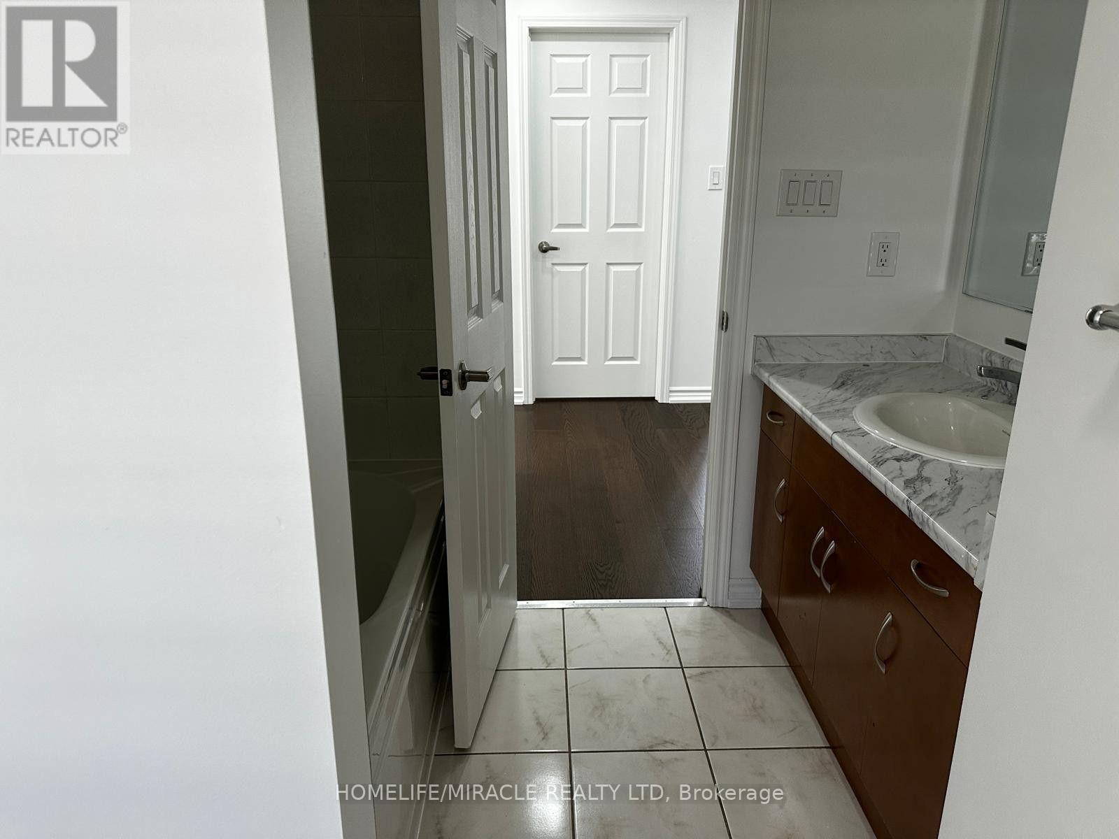 Upper - 147 Yates Drive, Milton, Ontario  L9E 1S7 - Photo 26 - W13690682
