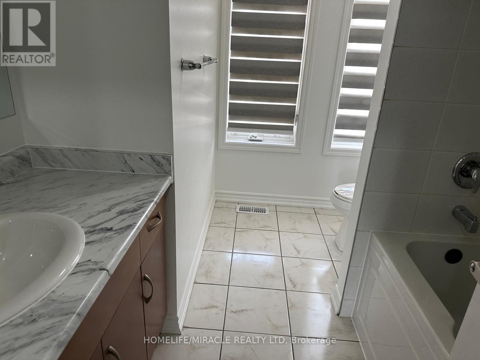 Upper - 147 Yates Drive, Milton, Ontario  L9E 1S7 - Photo 36 - W13690682