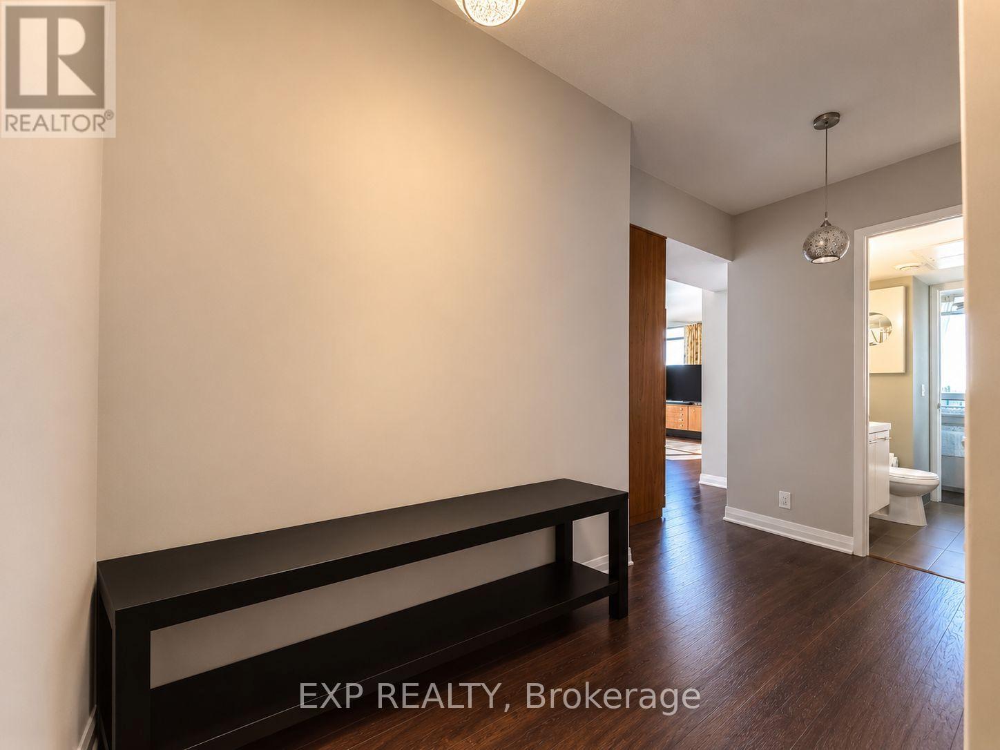 1807 - 1 Valhalla Inn Road, Toronto, Ontario  M9B 1S9 - Photo 13 - W13690686