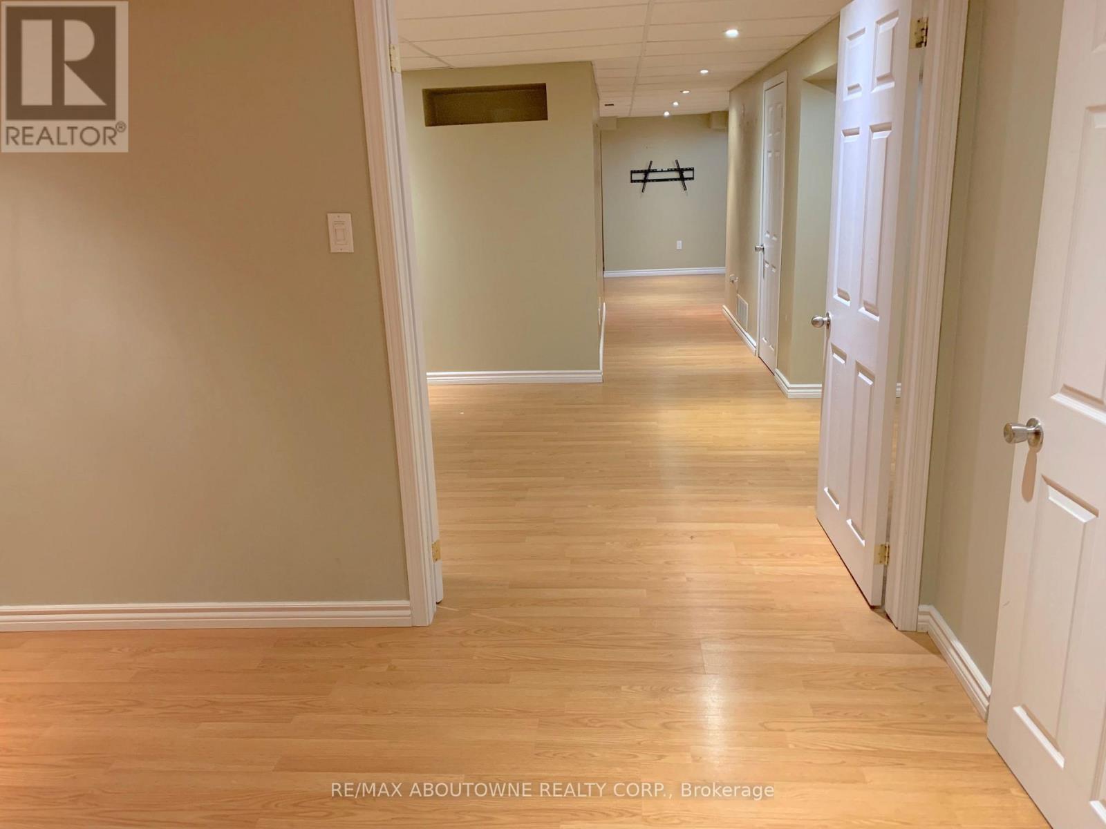 469 Ambleside Drive, Oakville, Ontario  L6H 6N7 - Photo 28 - W13690692