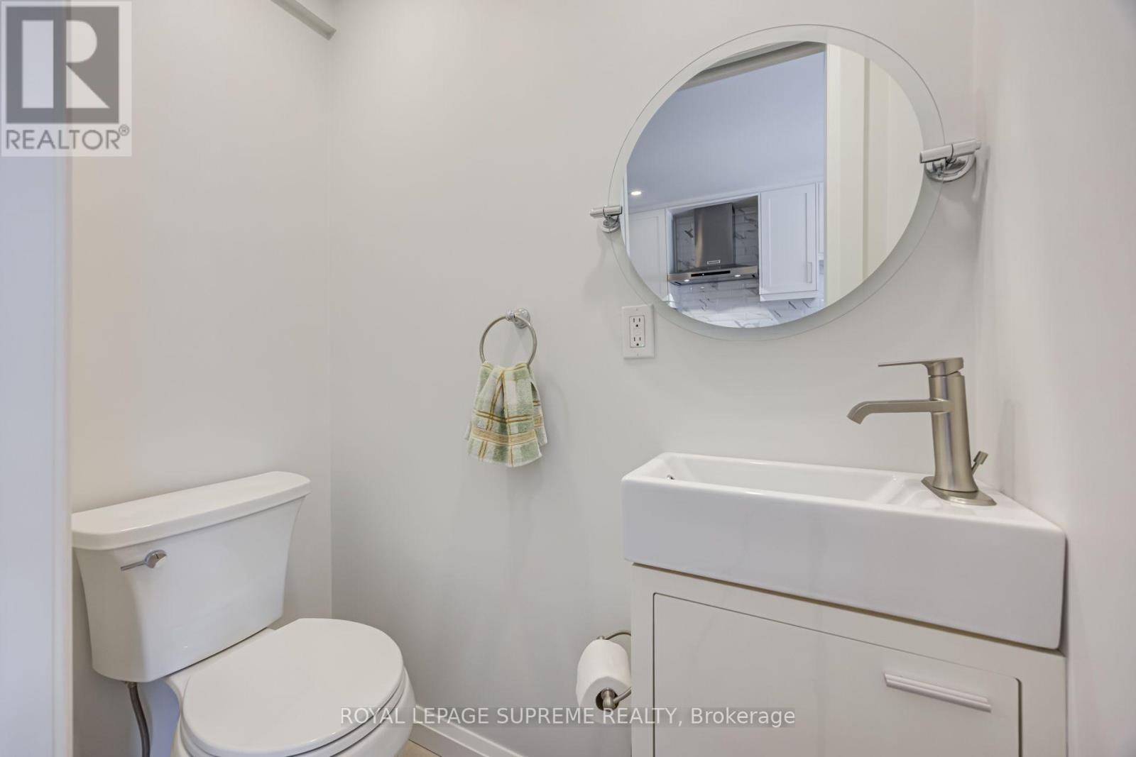 209 Boon Avenue, Toronto, Ontario  M6E 3Z7 - Photo 18 - W13690712