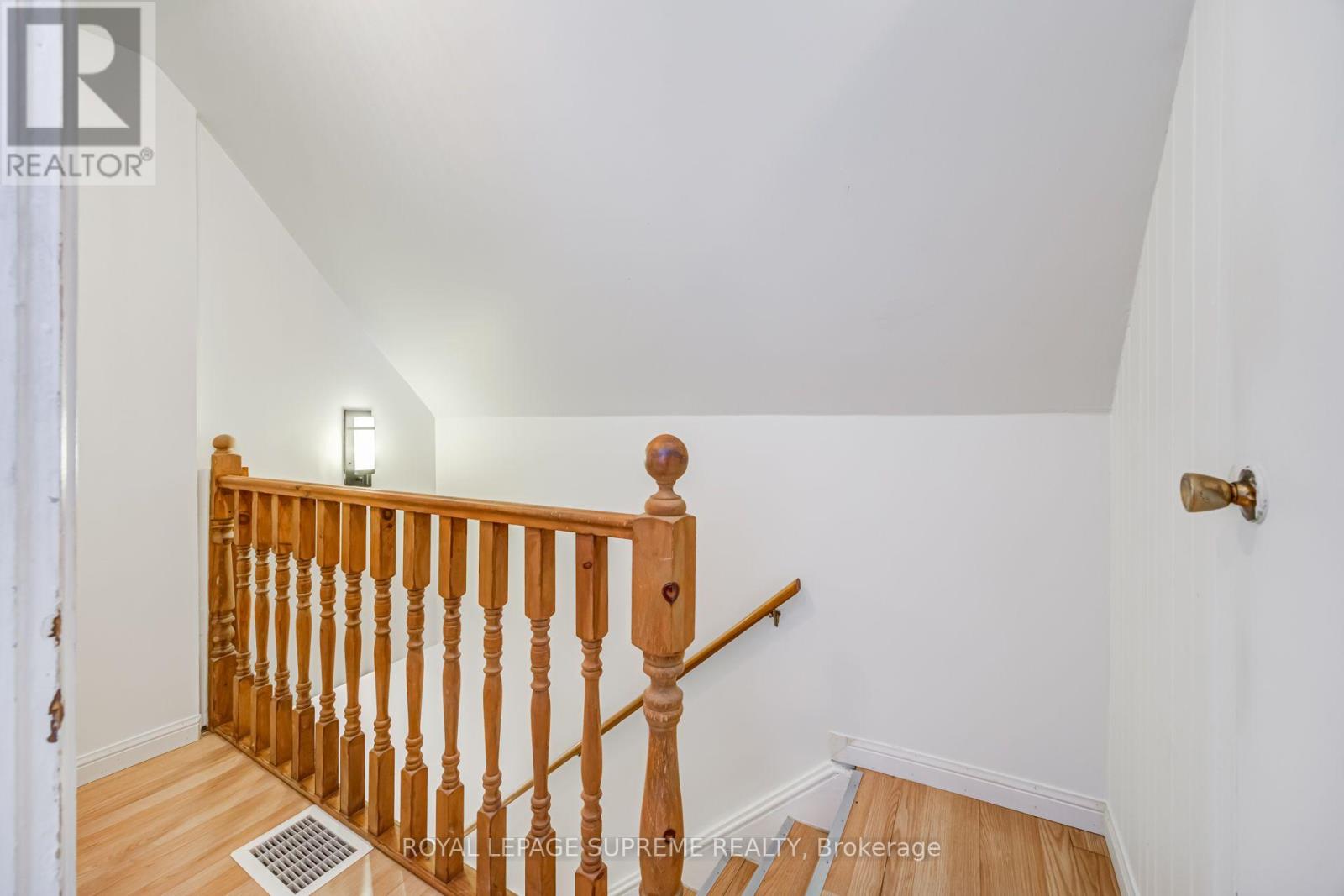 209 Boon Avenue, Toronto, Ontario  M6E 3Z7 - Photo 21 - W13690712