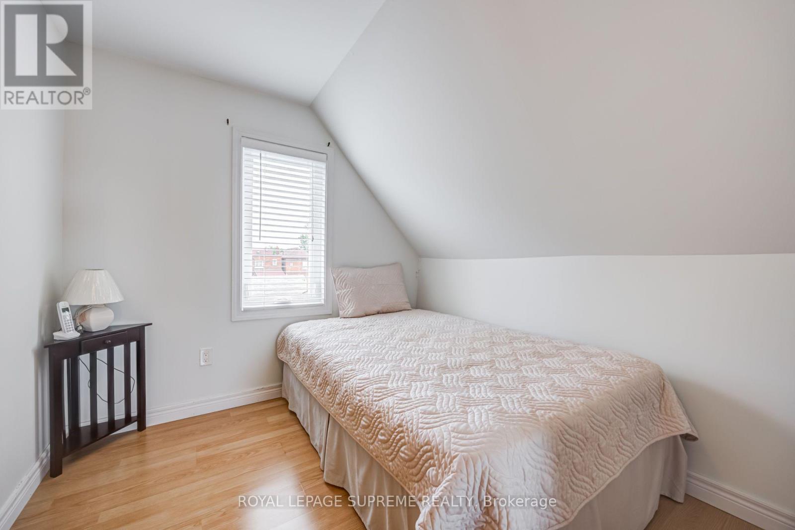 209 Boon Avenue, Toronto, Ontario  M6E 3Z7 - Photo 22 - W13690712