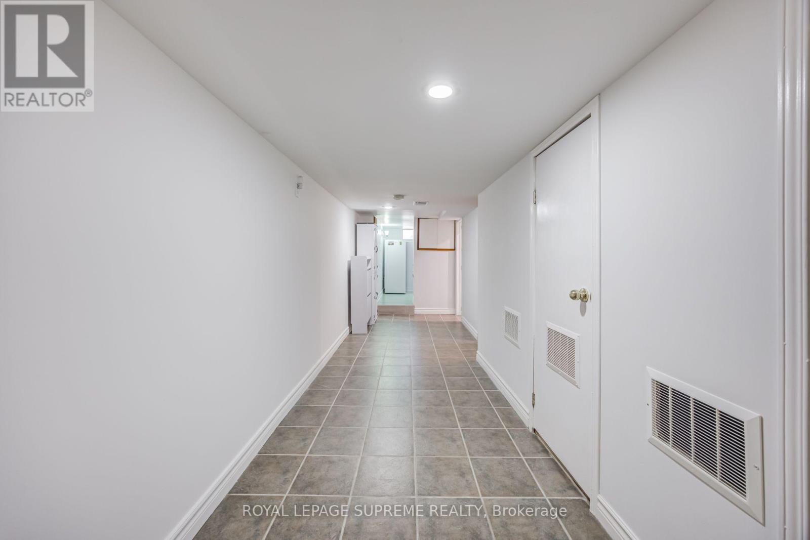 209 Boon Avenue, Toronto, Ontario  M6E 3Z7 - Photo 24 - W13690712