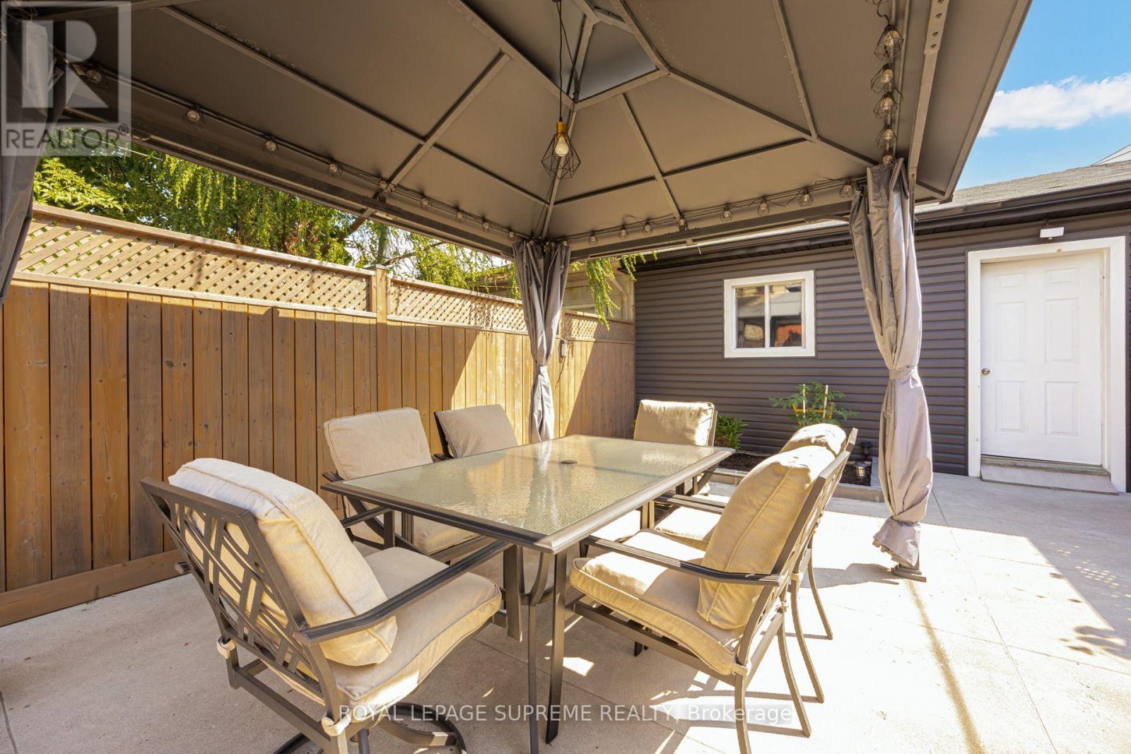 209 Boon Avenue, Toronto, Ontario  M6E 3Z7 - Photo 31 - W13690712