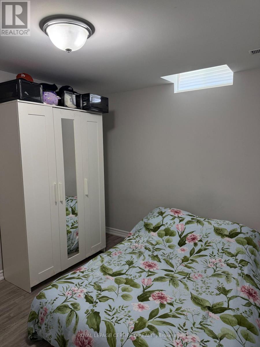 3226 Paul Henderson Drive, Mississauga, Ontario  L5M 0H3 - Photo 44 - W13690740