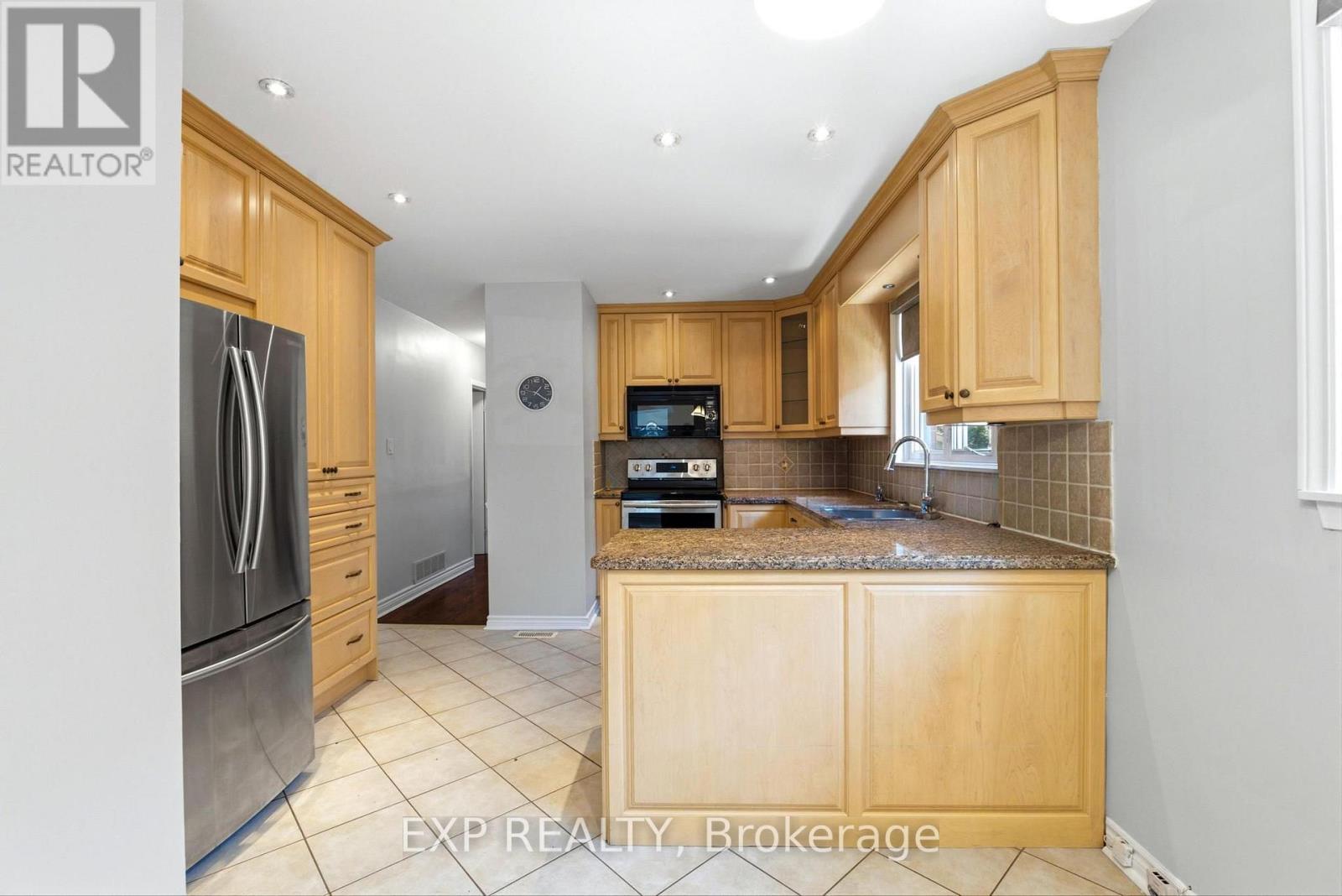 3671 Holden Crescent, Mississauga, Ontario  L5A 2V9 - Photo 11 - W13690770