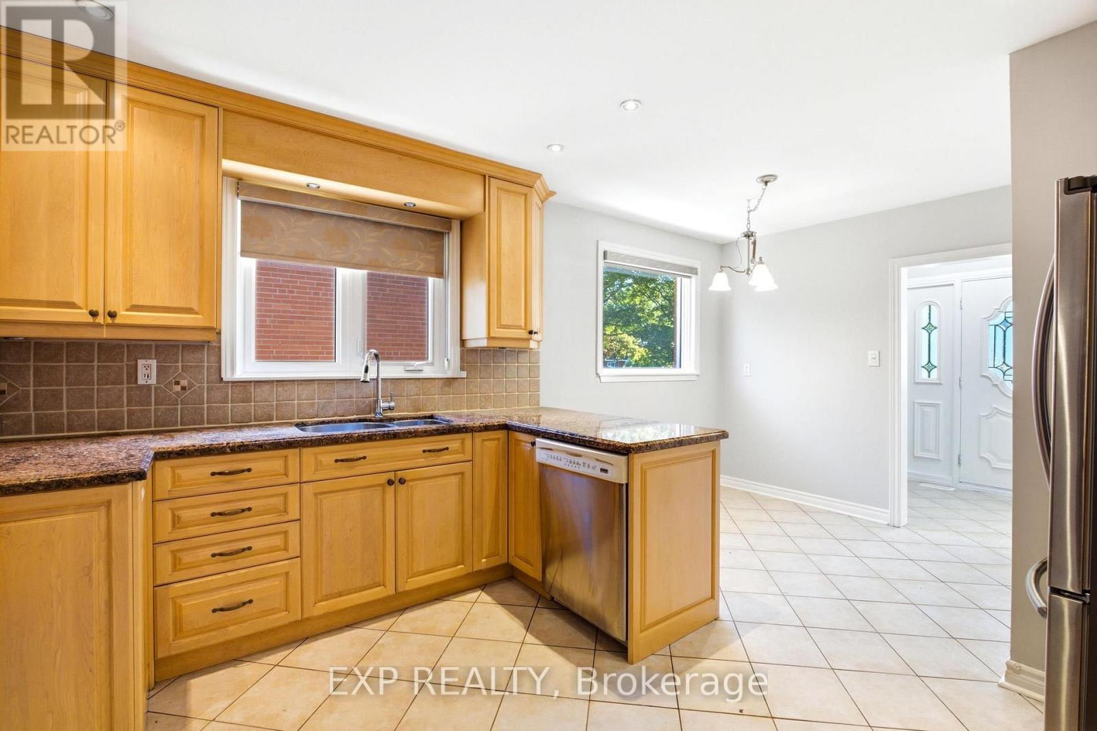 3671 Holden Crescent, Mississauga, Ontario  L5A 2V9 - Photo 9 - W13690770