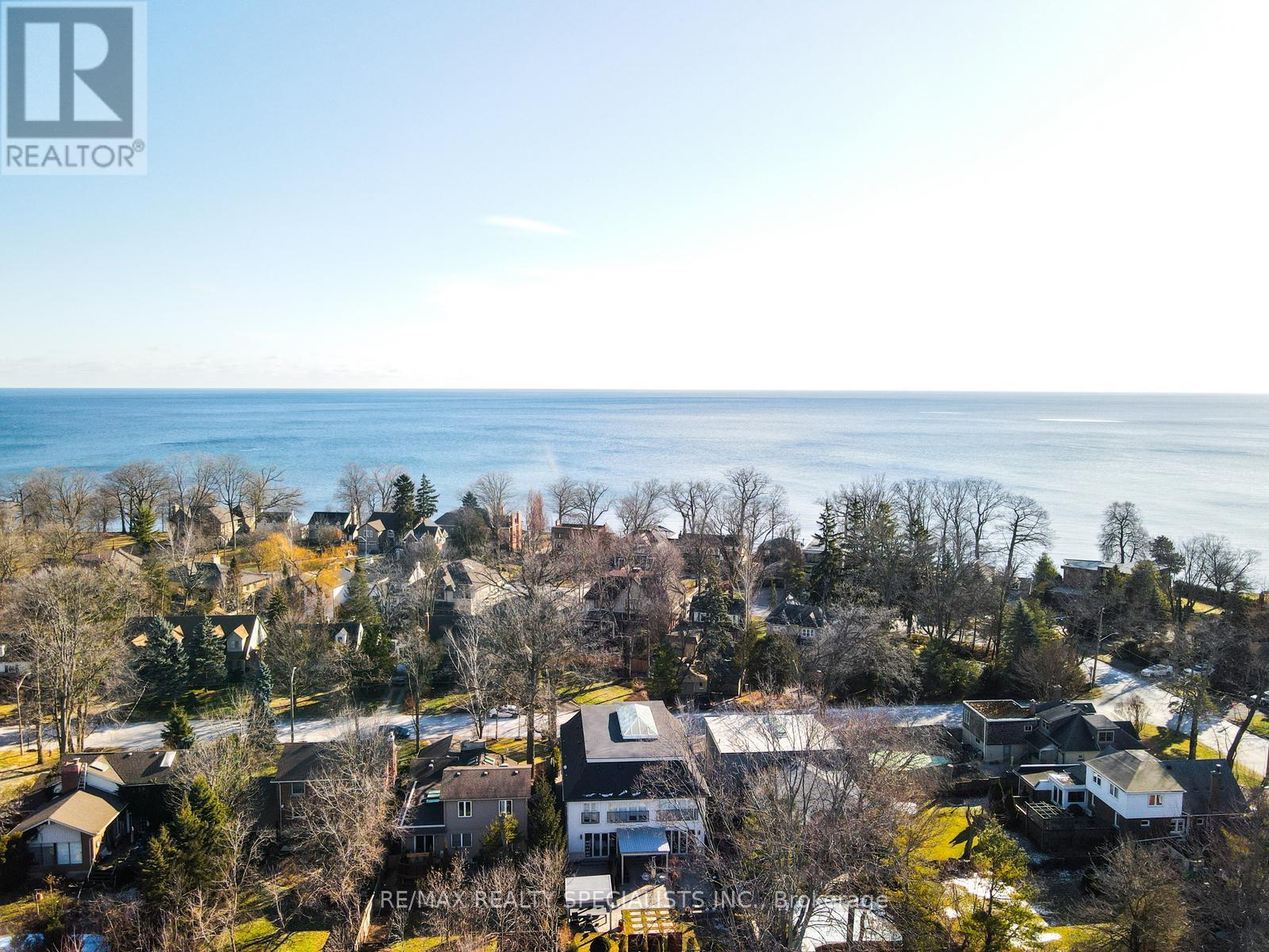 6 Brant Avenue, Mississauga, Ontario  L5G 3N8 - Photo 3 - W13690772