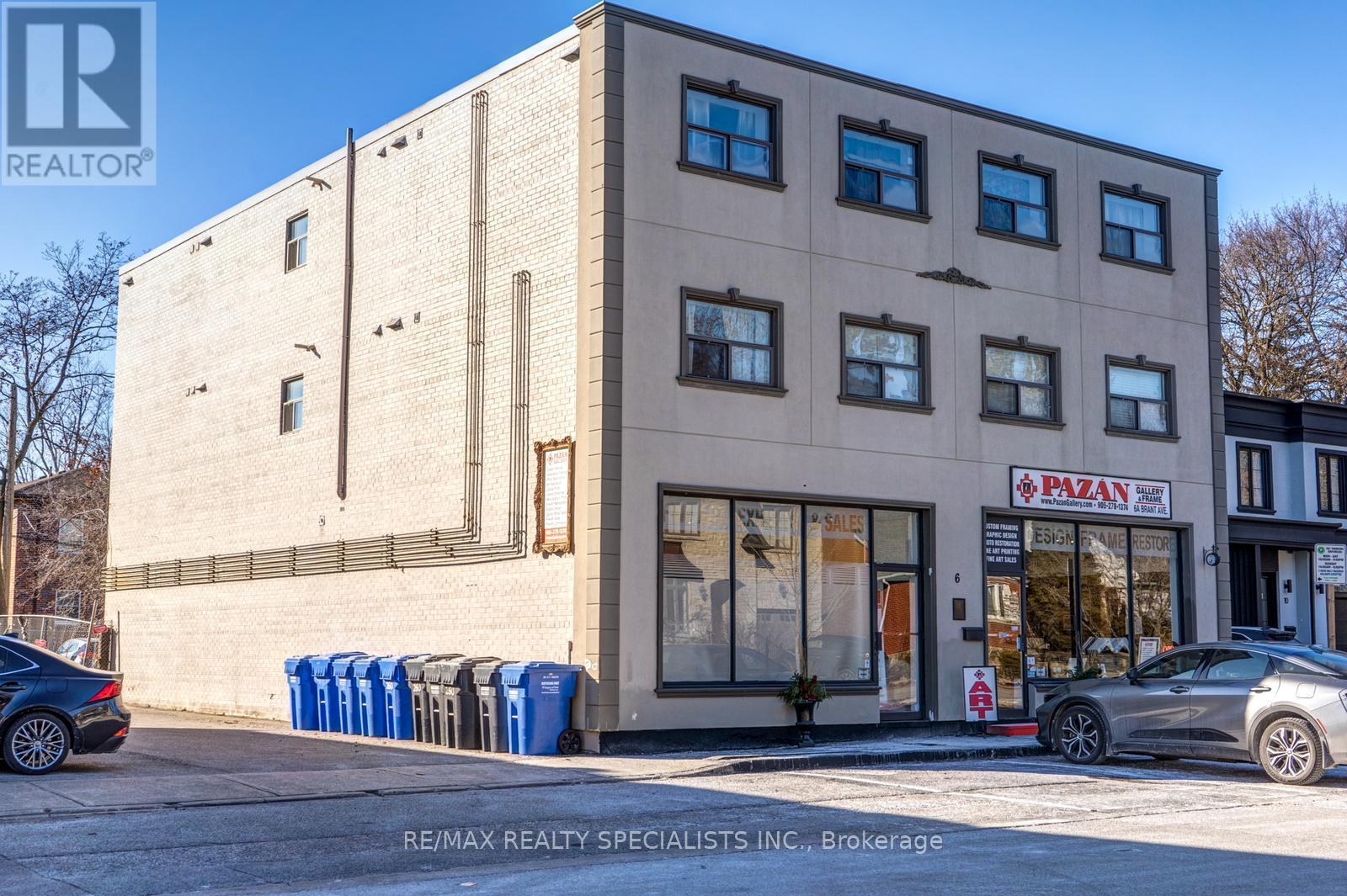 6 Brant Avenue, Mississauga, Ontario  L5G 3N8 - Photo 4 - W13690772