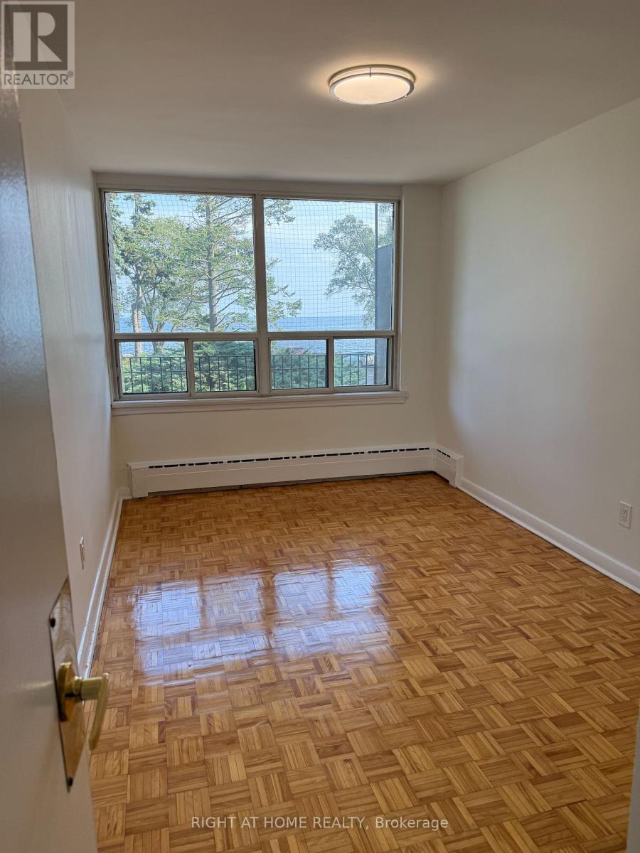 105 - 2 Royal York Road, Toronto, Ontario  M8V 2S6 - Photo 30 - W13690790