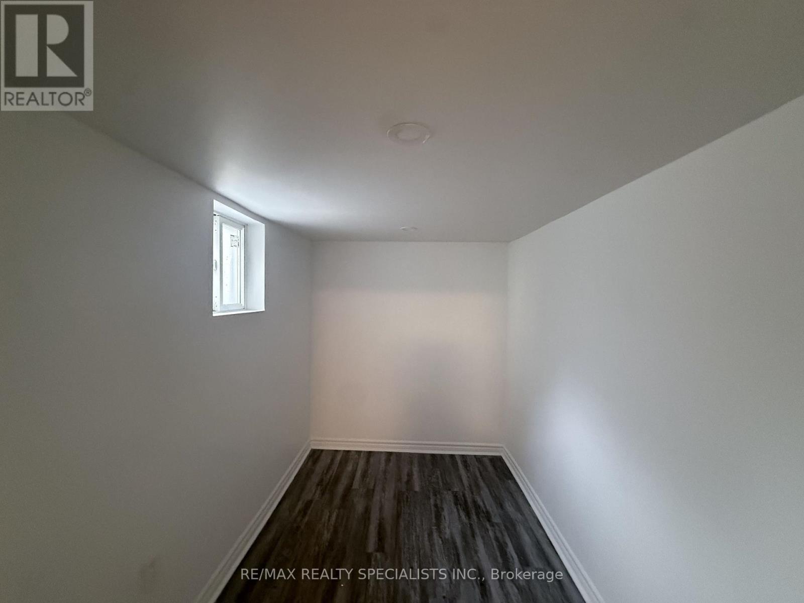 Bsmnt - 2038 Montcrest Court, Mississauga, Ontario  L5M 4Y2 - Photo 12 - W13690804