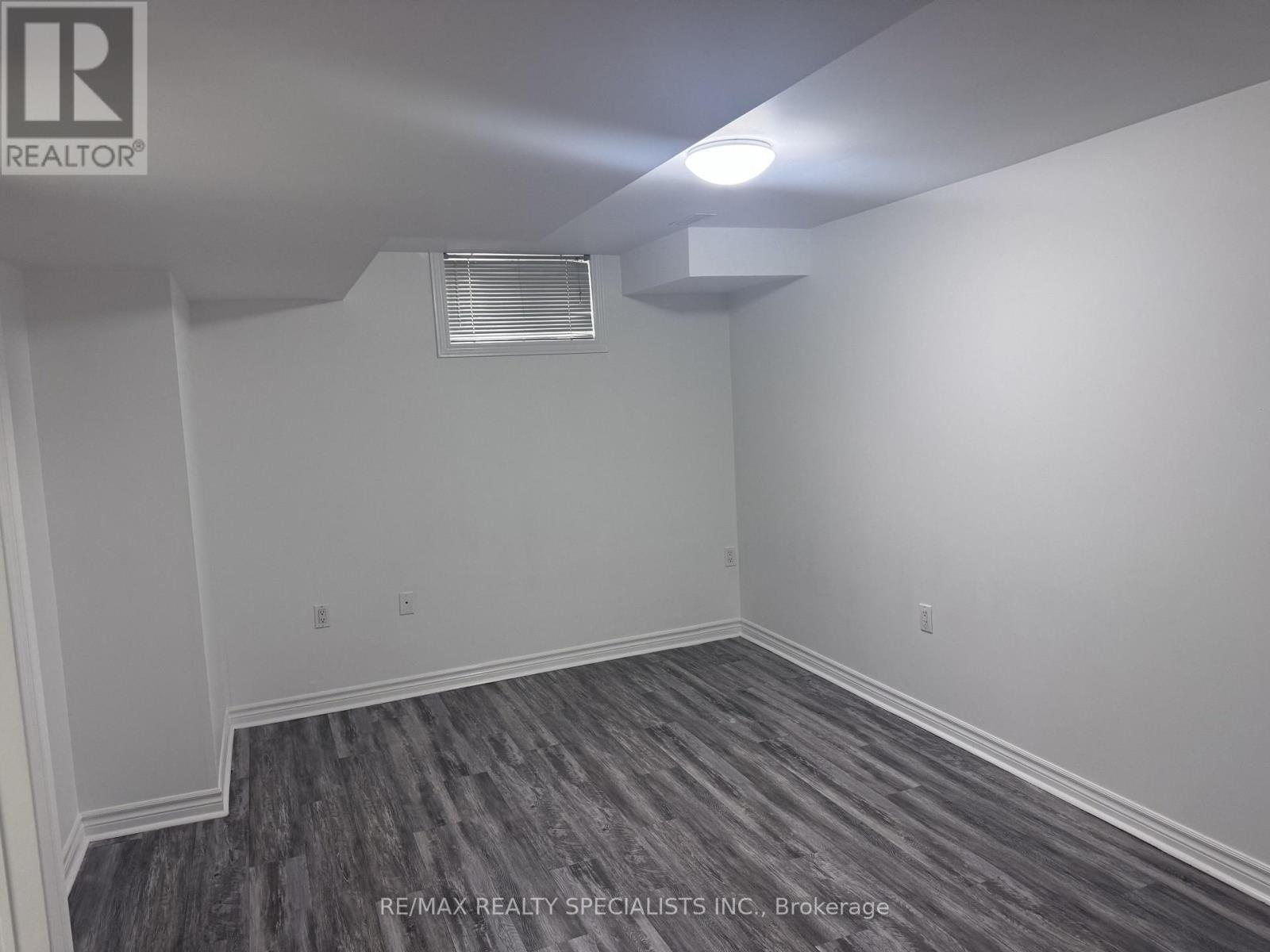 Bsmnt - 2038 Montcrest Court, Mississauga, Ontario  L5M 4Y2 - Photo 13 - W13690804