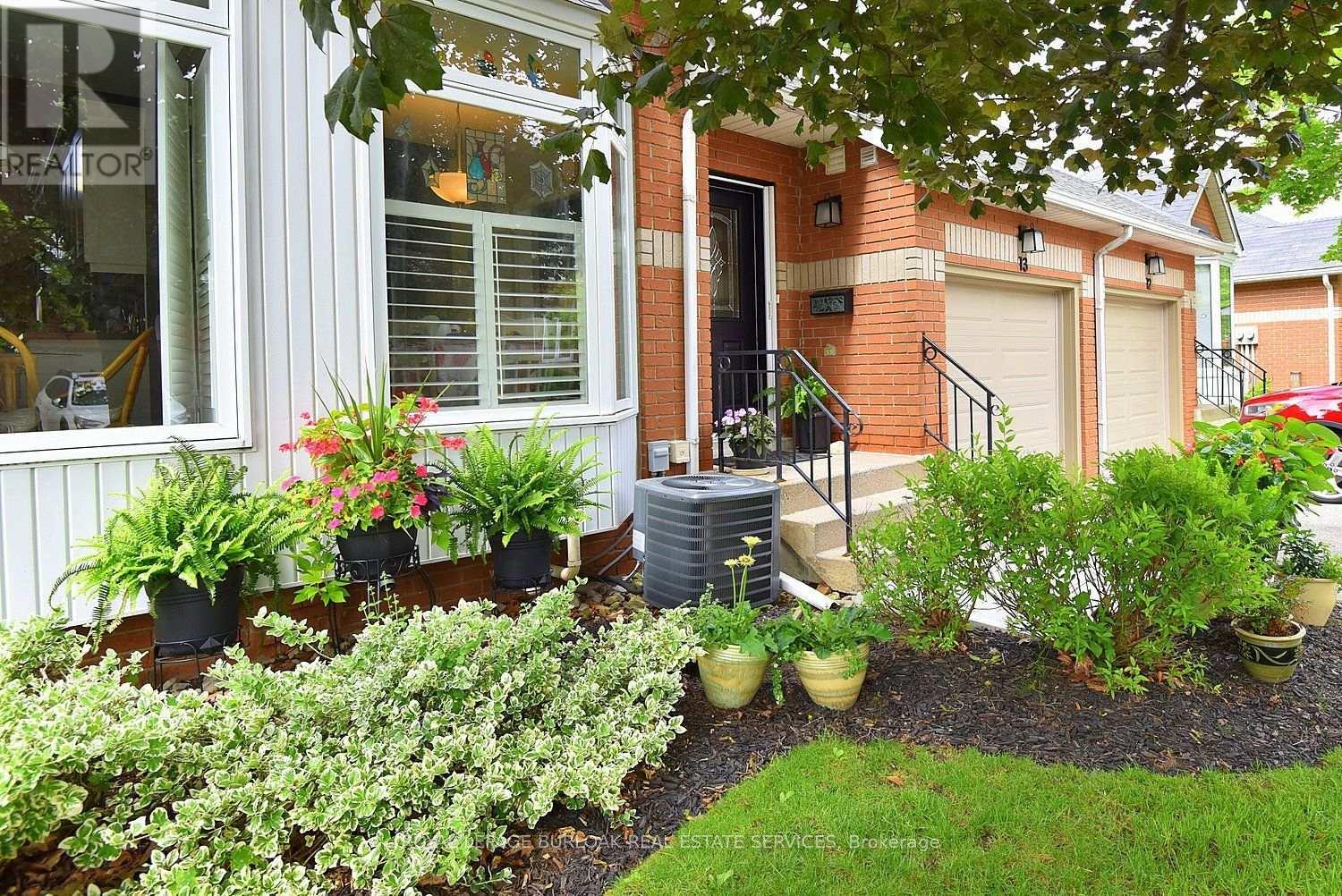 13 - 476 Walkers Line, Burlington, Ontario  L7N 2E2 - Photo 2 - W13690808