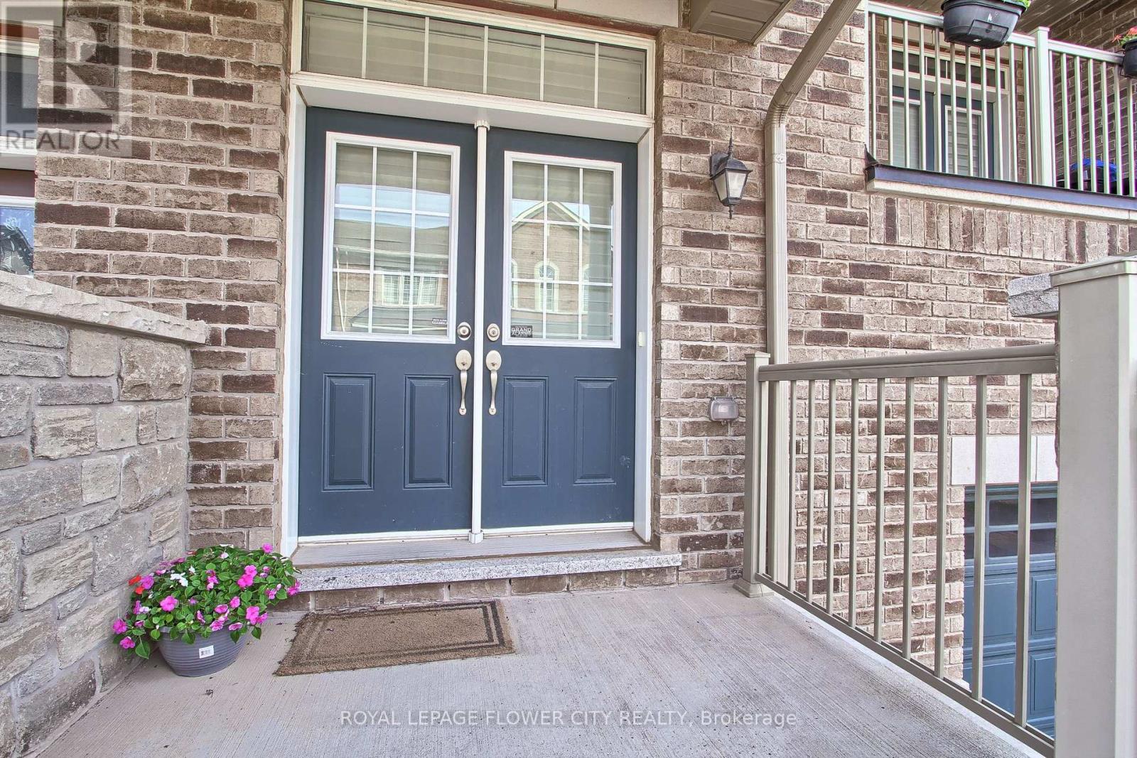 3079 Postridge Drive, Oakville, Ontario  L6H 0S1 - Photo 5 - W13690862