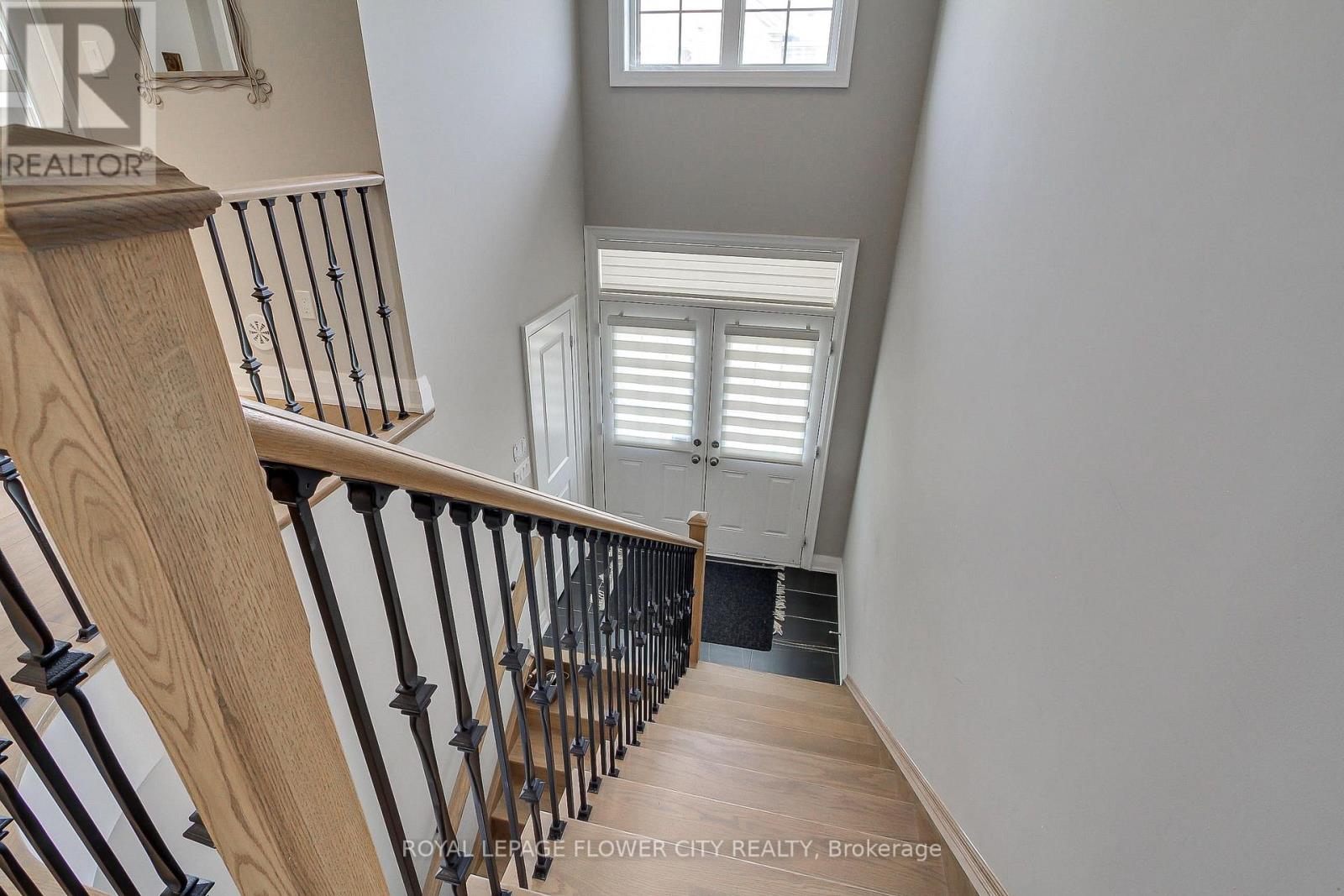 3079 Postridge Drive, Oakville, Ontario  L6H 0S1 - Photo 6 - W13690862