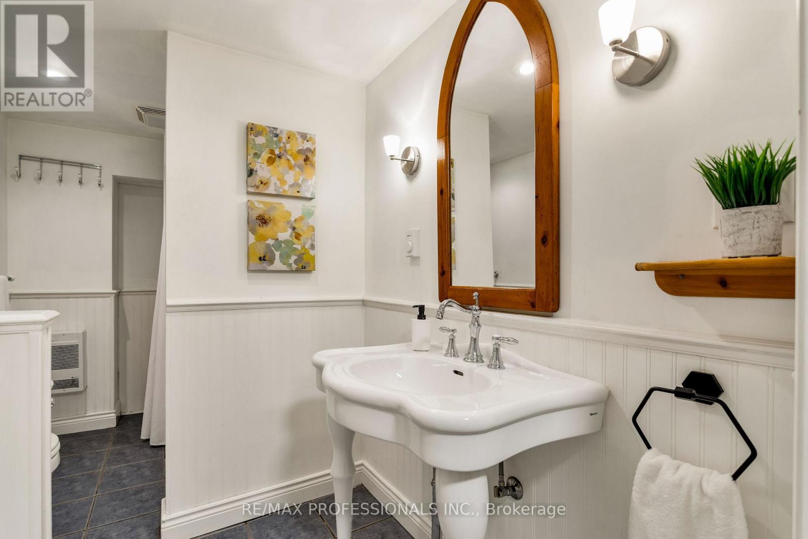 1364 Islington Avenue, Toronto, Ontario  M9A 3K6 - Photo 36 - W13690872