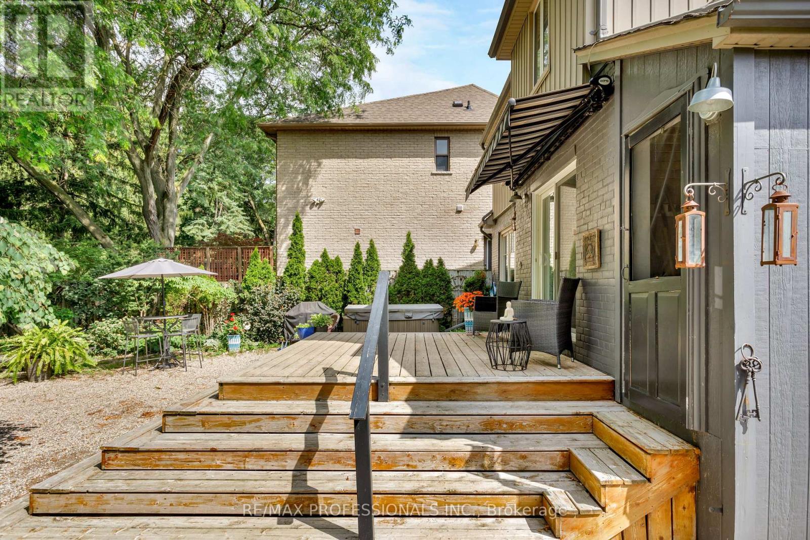 1364 Islington Avenue, Toronto, Ontario  M9A 3K6 - Photo 43 - W13690872