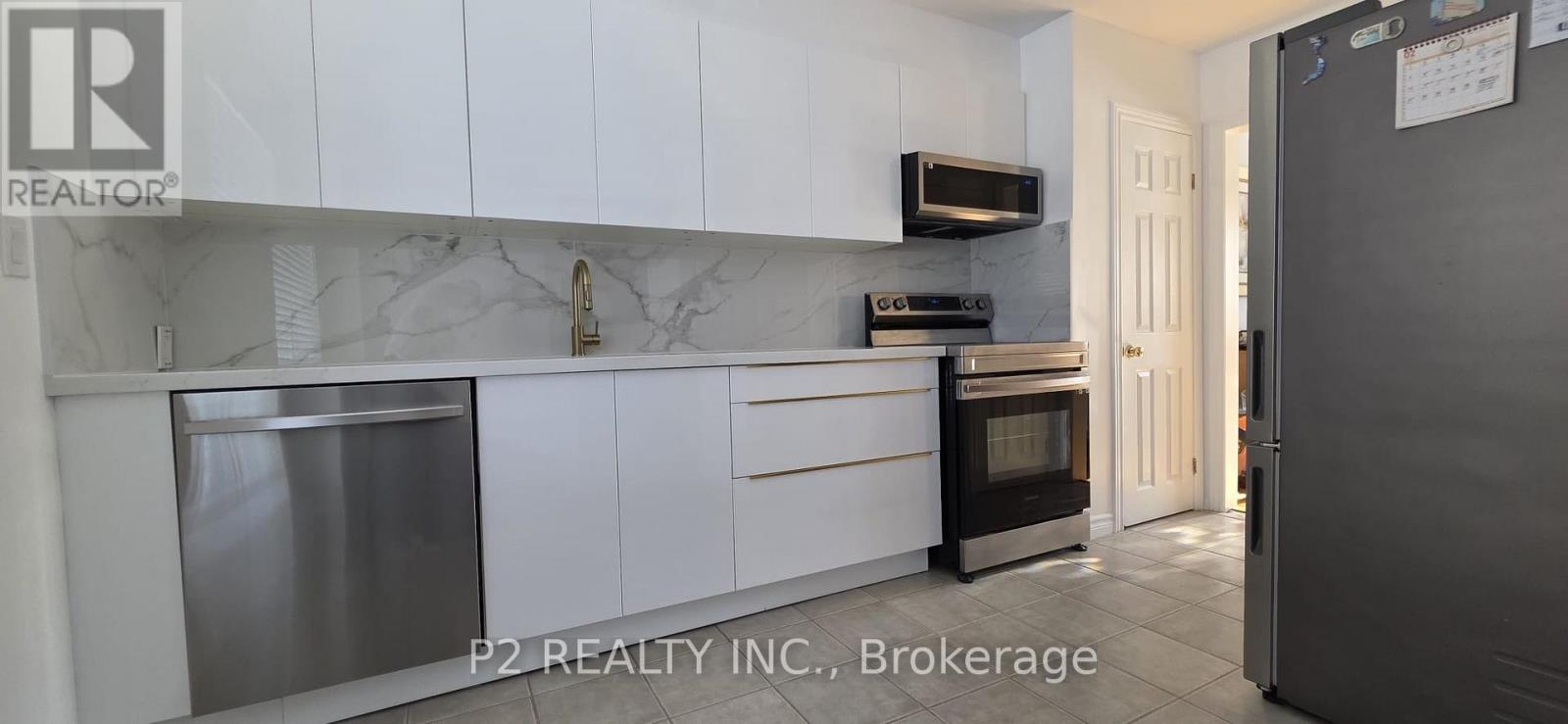 22-25 Gosford Blvd. Boulevard N, Toronto, Ontario  M3N 2G7 - Photo 3 - W13690890
