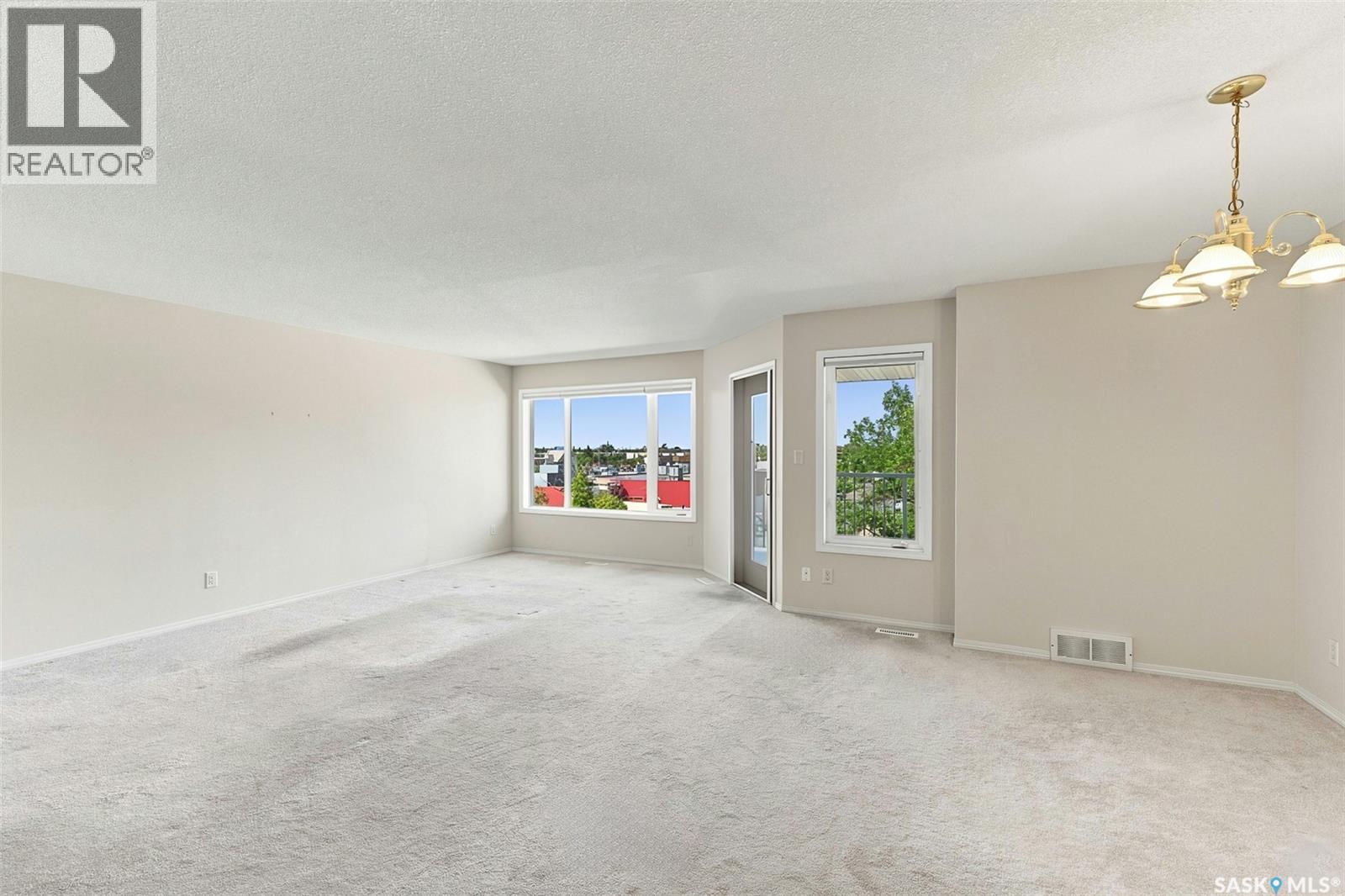 304 6 Lorne Place, Regina, Saskatchewan  S4R 8B3 - Photo 4 - SK045960