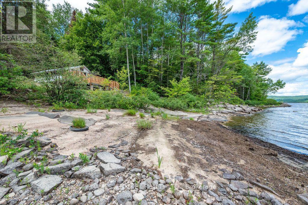 221 Duck Point Trail, Laurentian Hills, Ontario  K0J 1P0 - Photo 32 - X13689330