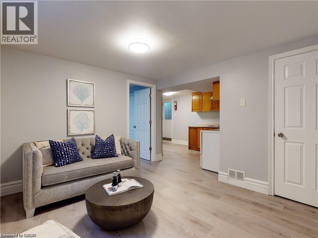 206 HAHN Avenue Unit# Basement, Cambridge, Ontario