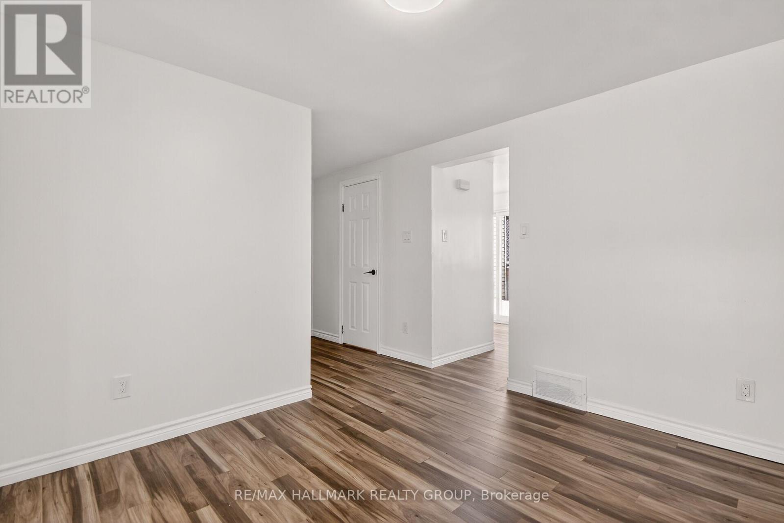 7 - 86 Esterlawn Private, Ottawa, Ontario K2A 4C1 - Photo 17 - X12732180
