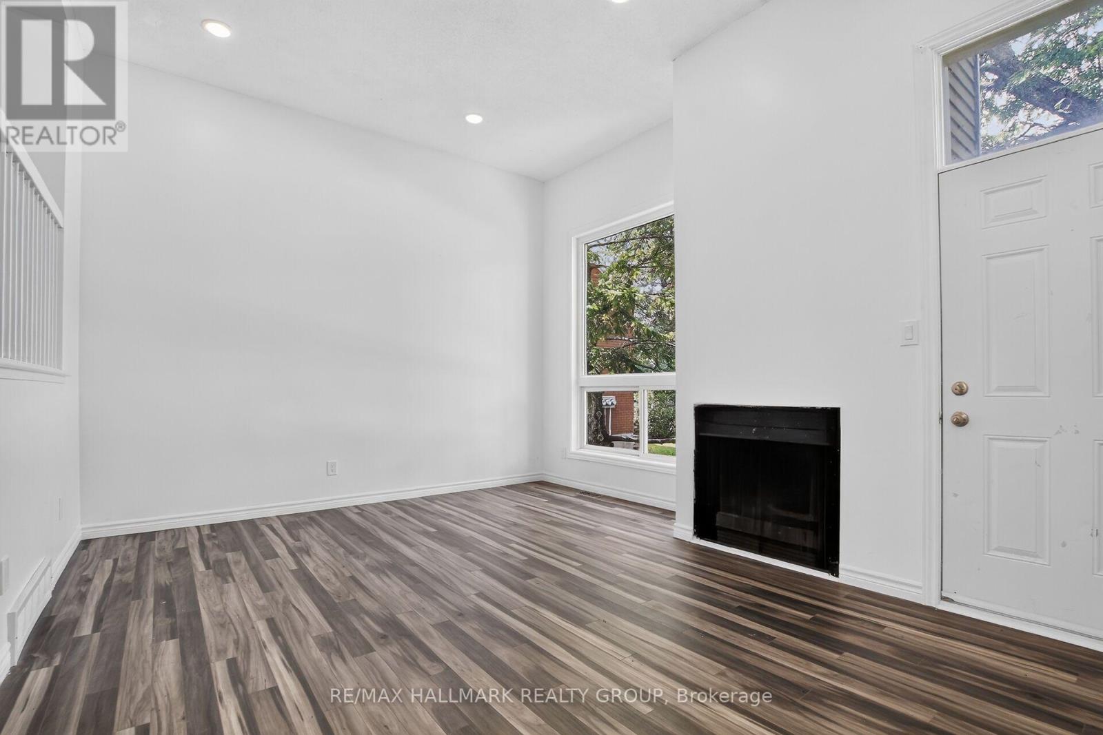 7 - 86 Esterlawn Private, Ottawa, Ontario K2A 4C1 - Photo 25 - X12732180